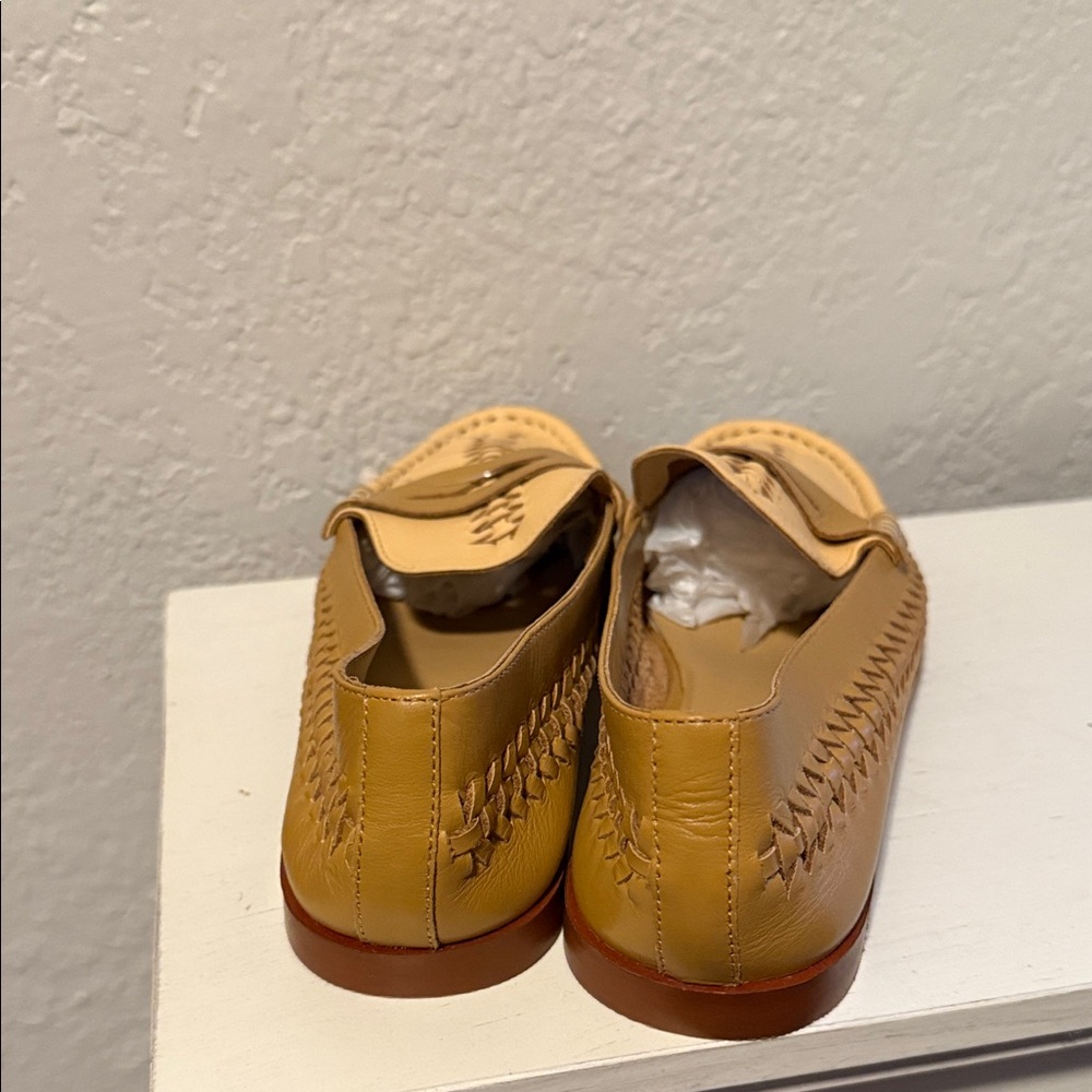 Pilcro Anthropologie‎ Woven Slip On Loafers Tan Leather New Women's Size 7 - Picture 3 of 8